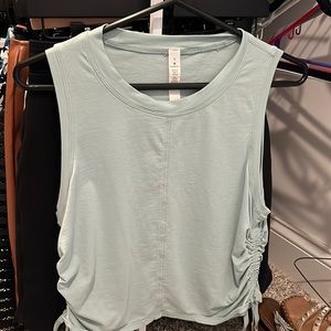 Lululemon top